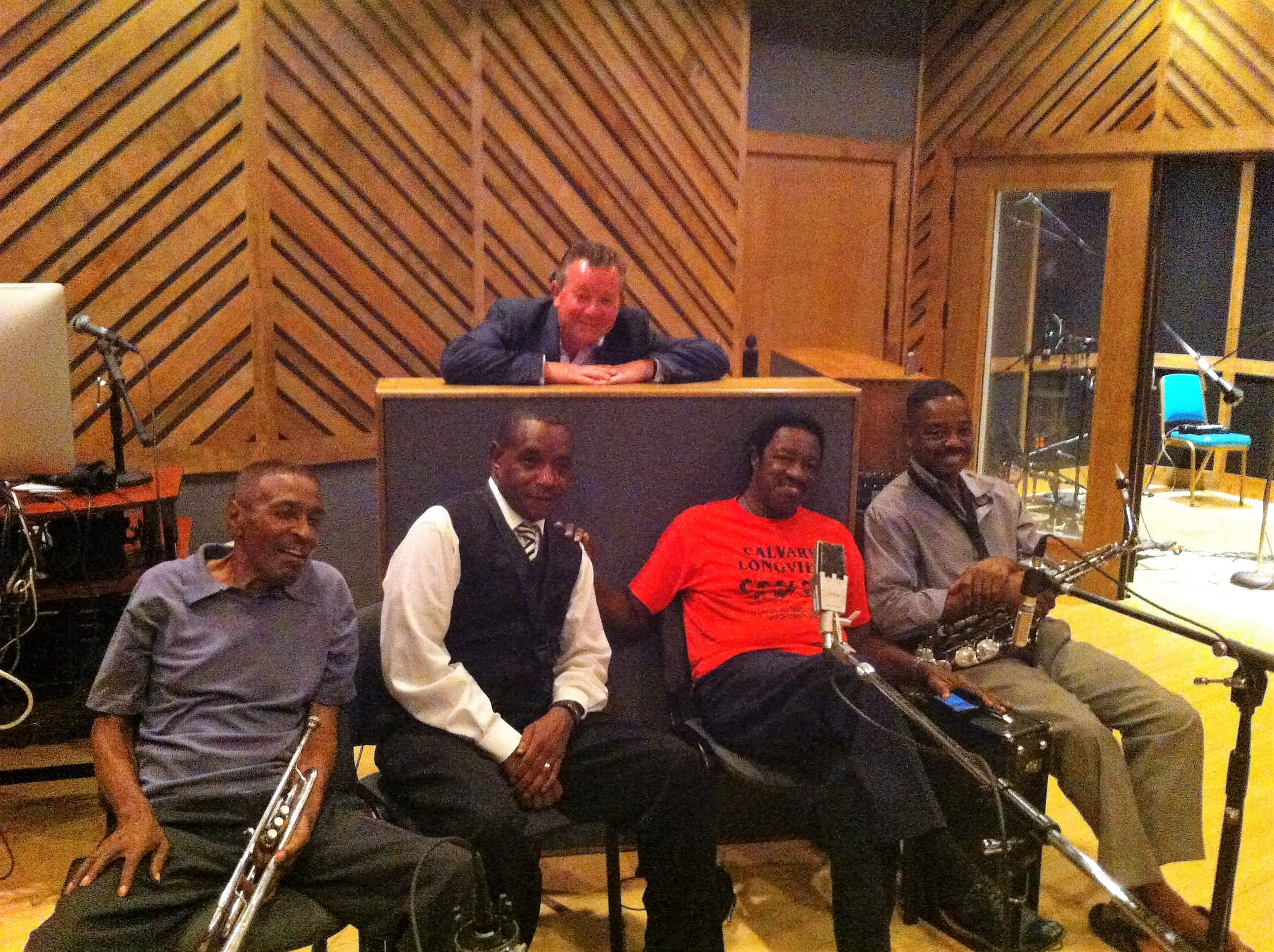 Nigel in studio with Mickey Gregory, Lannie McMillan, Ben Cauley and Jessie Smith.